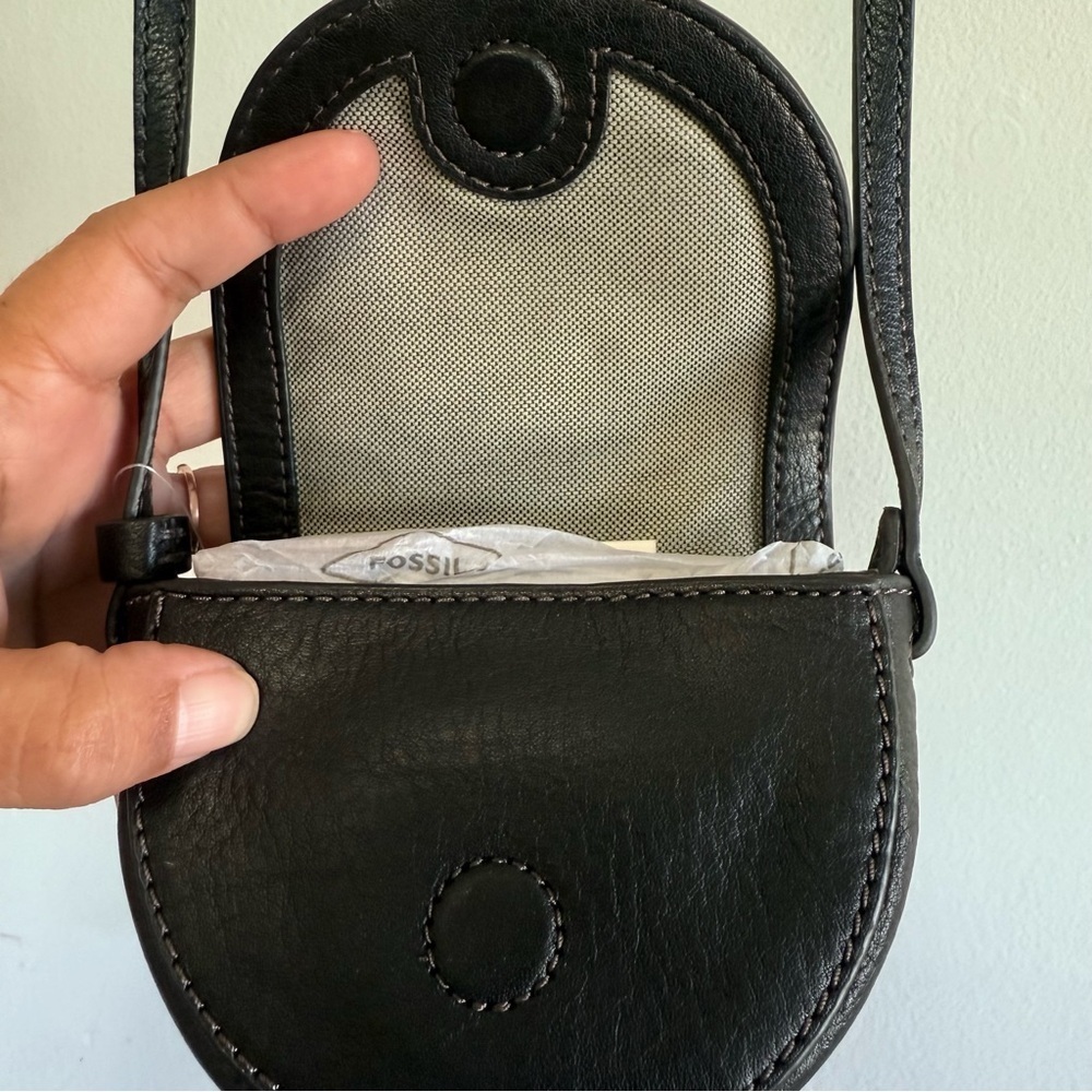 Fossil Harwell Mini Flap Crossbody Black Leather - Picture 6 of 11
